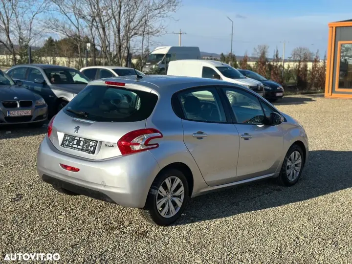 Peugeot 208 I HDi 68 Access