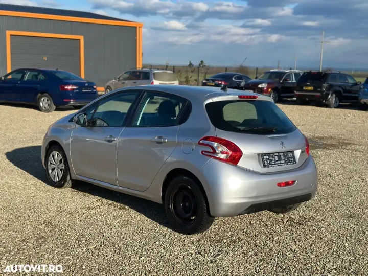 Peugeot 208 I HDi 68 Access