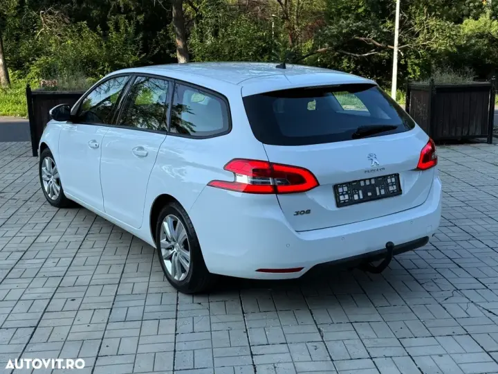 Peugeot 308 II BlueHDi 130 Stop & Start Active Business-Paket