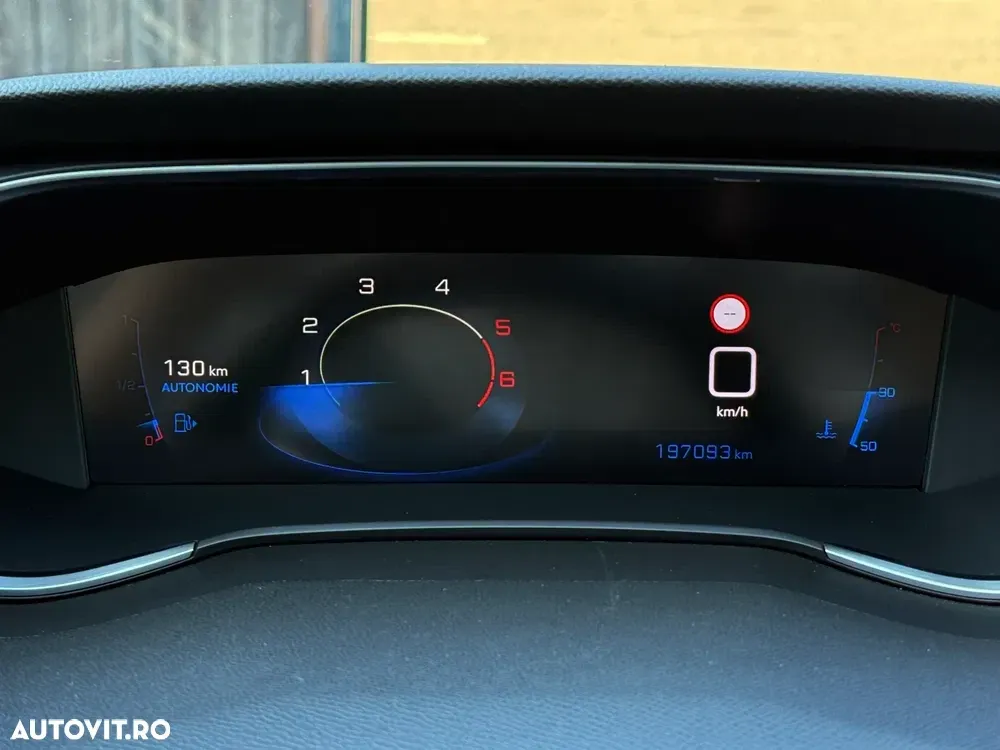 Peugeot 308 II BlueHDi 130 Stop & Start Active Business-Paket — imagine 3