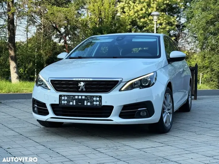 Peugeot 308 II BlueHDi 130 Stop & Start Active Business-Paket