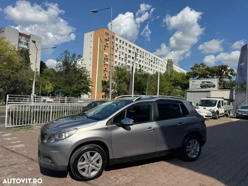 Peugeot 2008 PureTech 110 Style — imagine 3