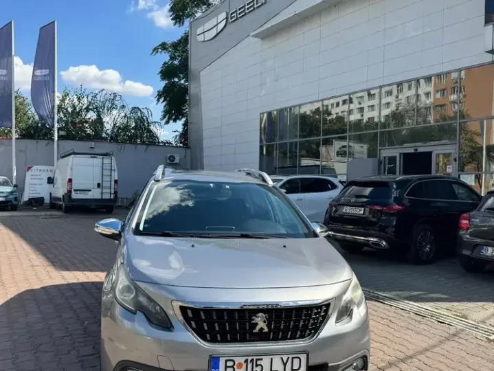 Peugeot 2008 PureTech 110 Style