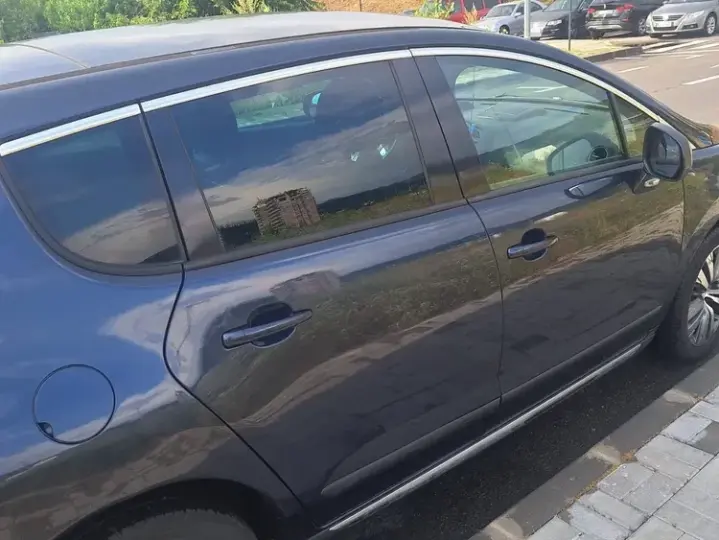 Peugeot 3008 I