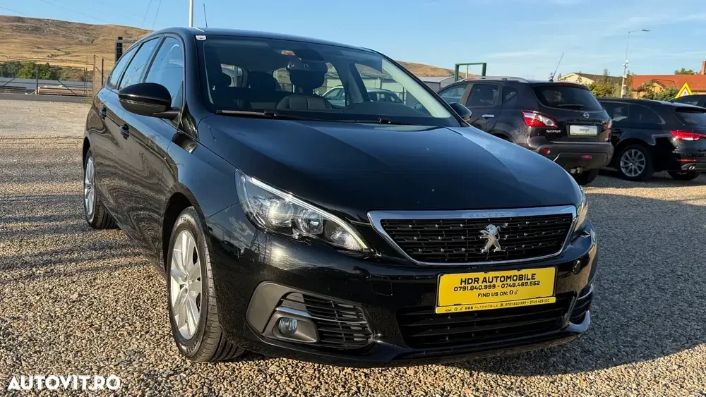 Peugeot 308 III — imagine 2