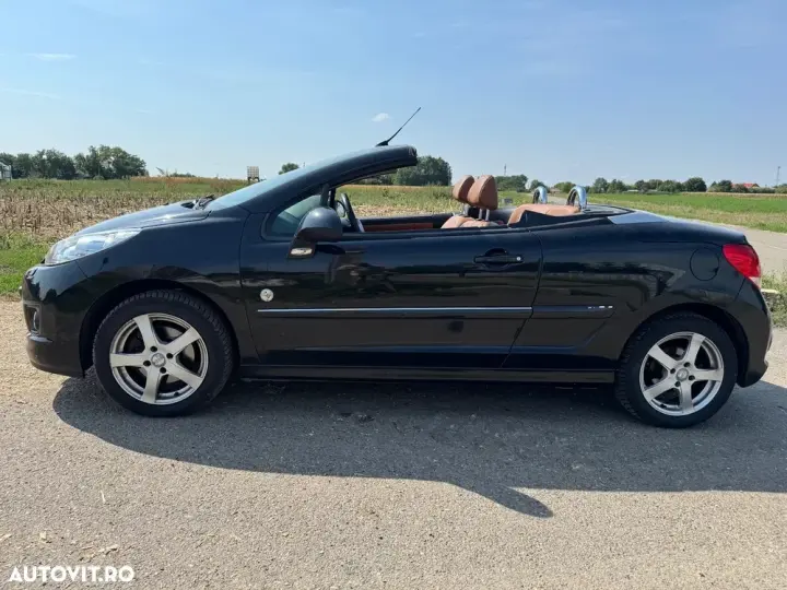 Peugeot 207 120 VTi Roland Garros