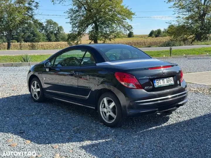 Peugeot 207 120 VTi Roland Garros