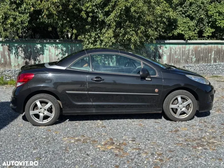 Peugeot 207 120 VTi Roland Garros