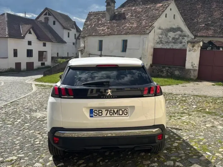 Peugeot 3008 II