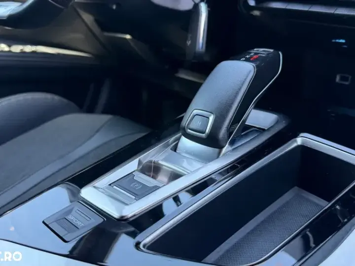 Peugeot 5008 II
