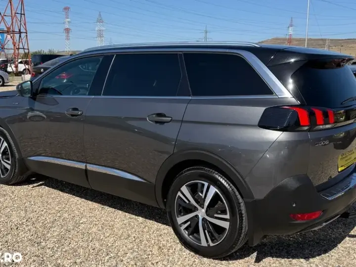 Peugeot 5008 II