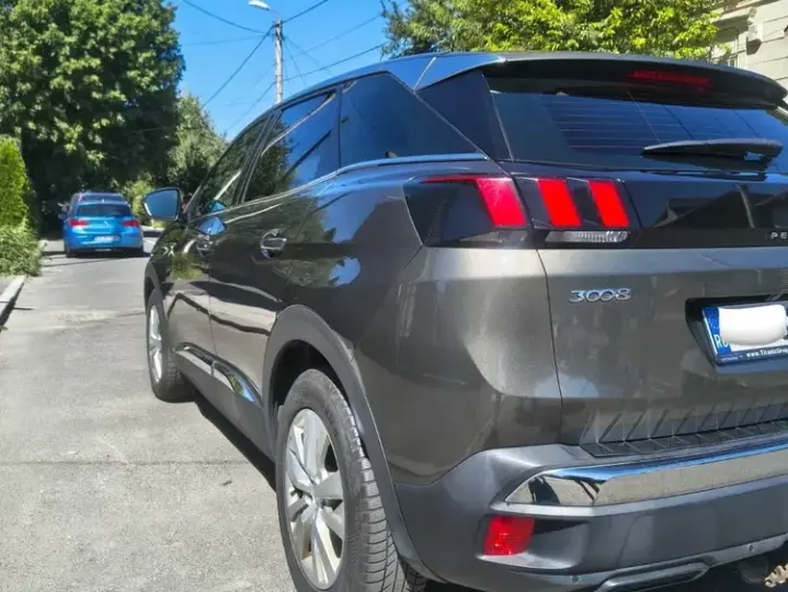Peugeot 3008 II BlueHDi 130 Stop & Start EAT8 Allure