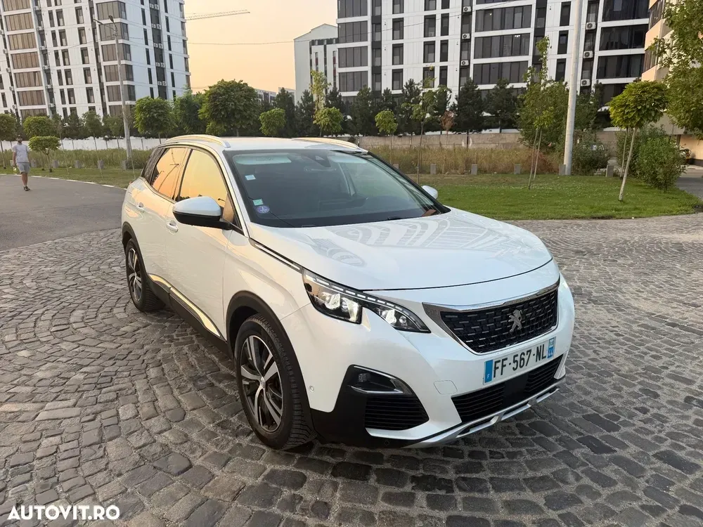 Peugeot 3008 PureTech 130 Stop & Start GPF EAT8 GT — imagine 4