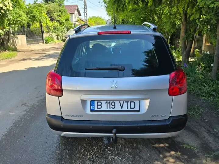 Peugeot 207 95 VTi Family