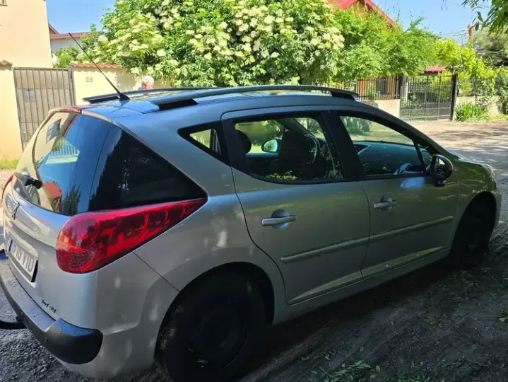 Peugeot 207 95 VTi Family