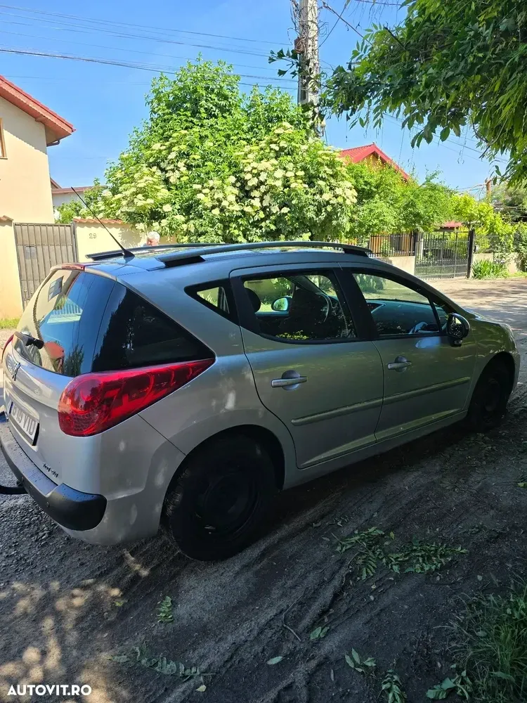 Peugeot 207 95 VTi Family — imagine 2