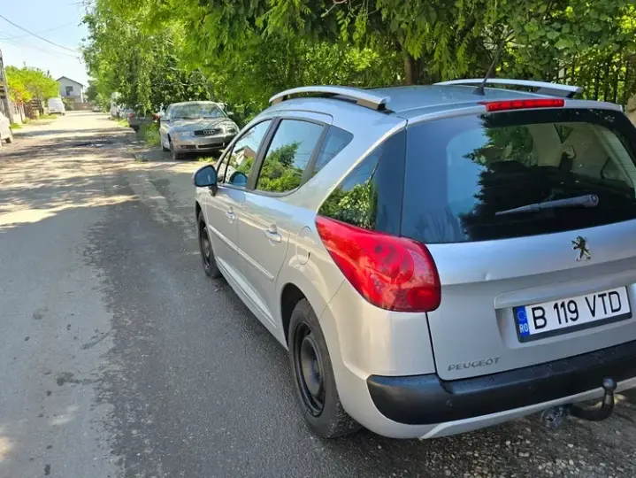 Peugeot 207 95 VTi Family