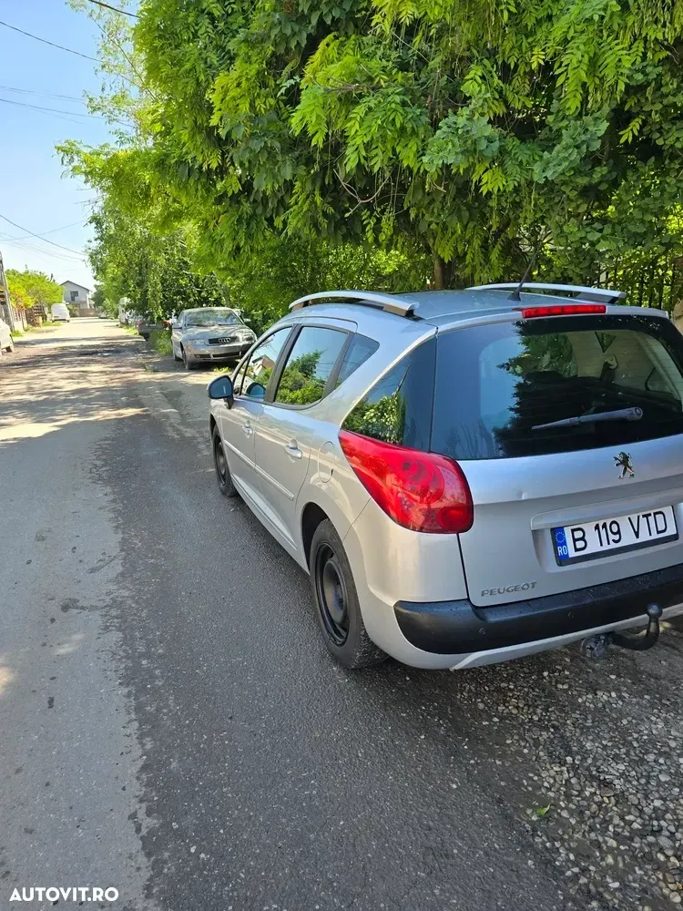 Peugeot 207 95 VTi Family — imagine 6