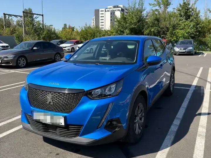Peugeot 2008 II 1.2 L PureTech STT EAT8 Active