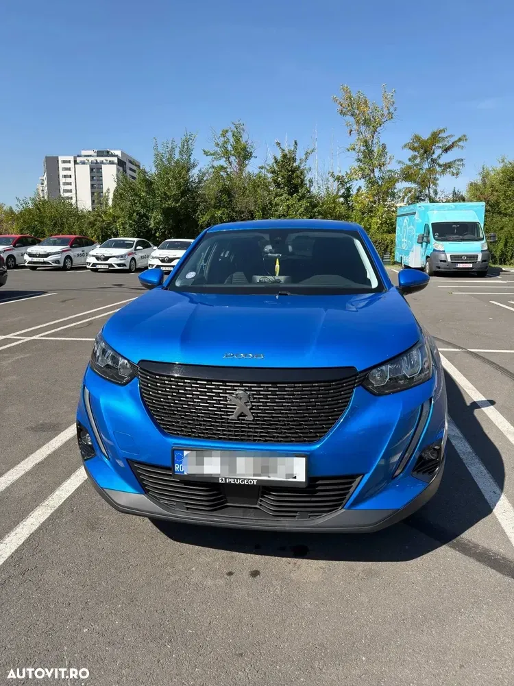 Peugeot 2008 II 1.2 L PureTech STT EAT8 Active — imagine 3