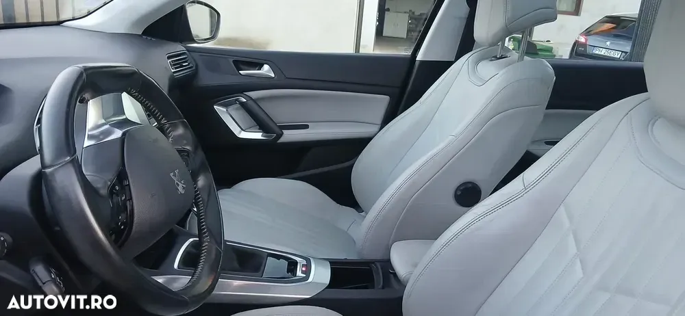 Peugeot 308 II 130 e-THP Stop & Start Allure — imagine 3