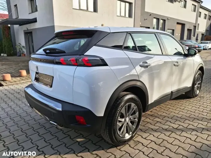 Peugeot 2008 II PureTech 130 EAT8 Active