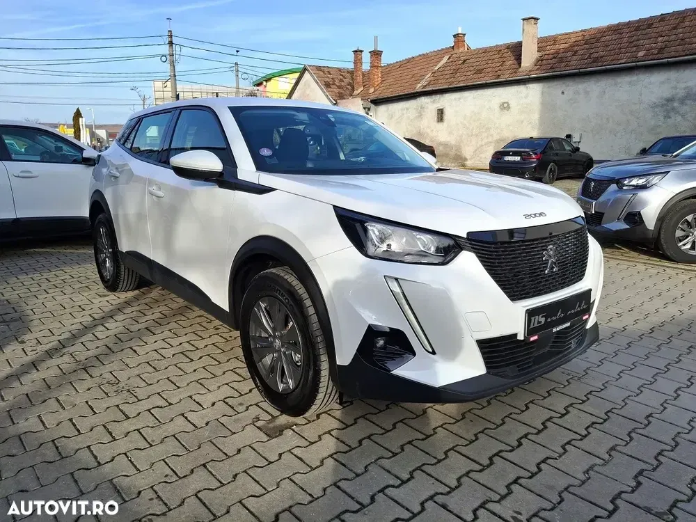Peugeot 2008 II PureTech 130 EAT8 Active — imagine 2