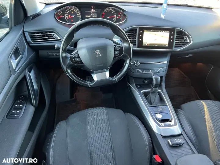 Peugeot 308 II 2.0 BlueHDI FAP STT Allure Aut.