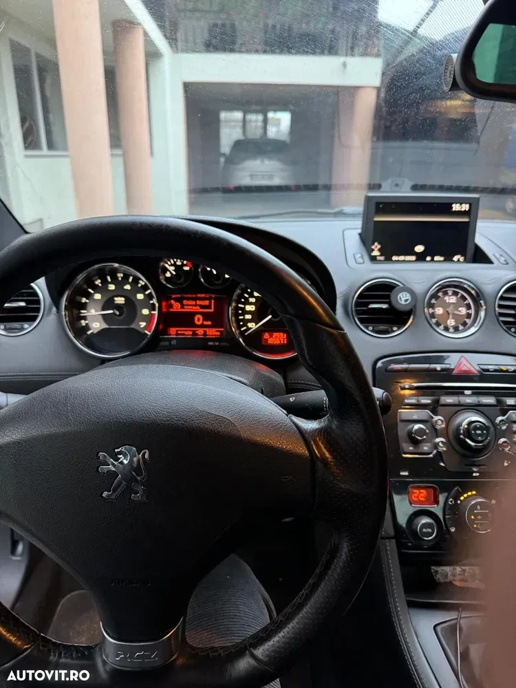 Peugeot RCZ — imagine 6