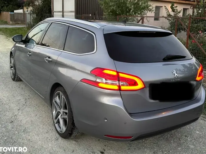 Peugeot 308 II