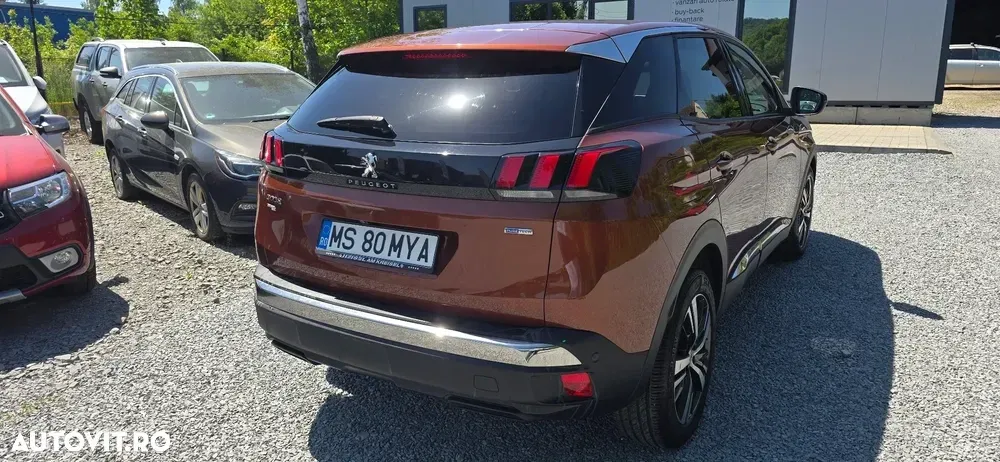 Peugeot 3008 II 1.2 PureTech Turbo S&S EAT6 GT-Line — imagine 4