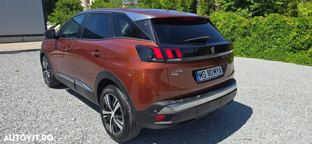 Peugeot 3008 II 1.2 PureTech Turbo S&S EAT6 GT-Line — imagine 5