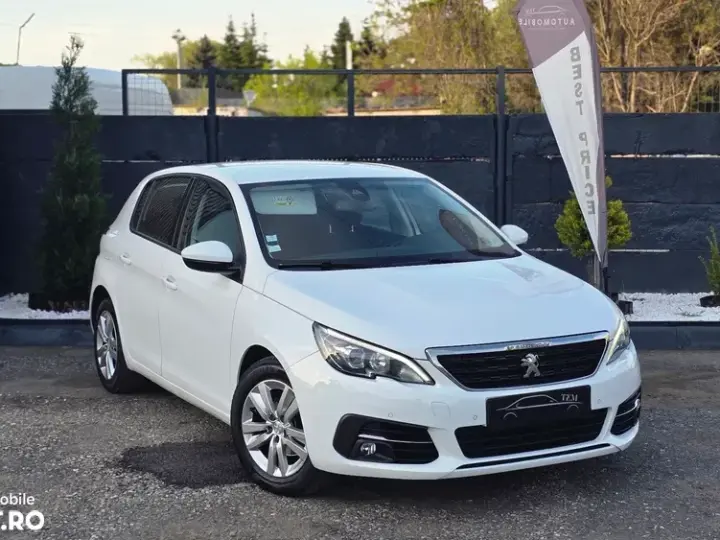Peugeot 308 II PureTech 130 GPF EAT8 Stop & Start Active Business-Paket