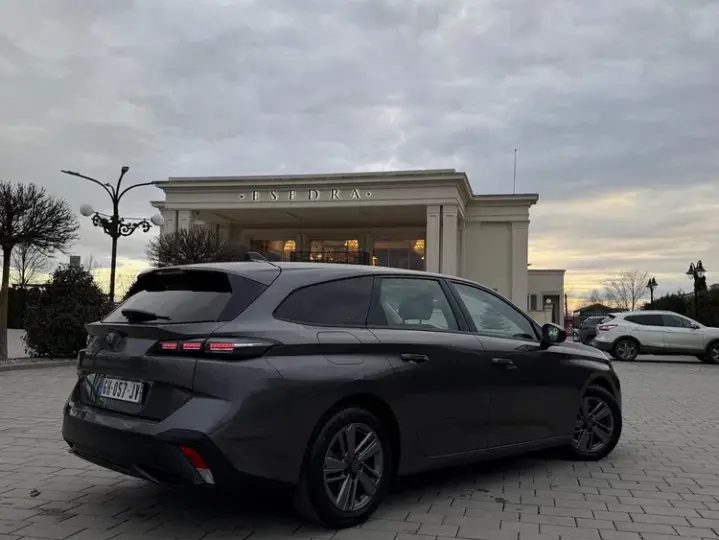 Peugeot 308 III BlueHDi 130 EAT8 Stop & Start Active