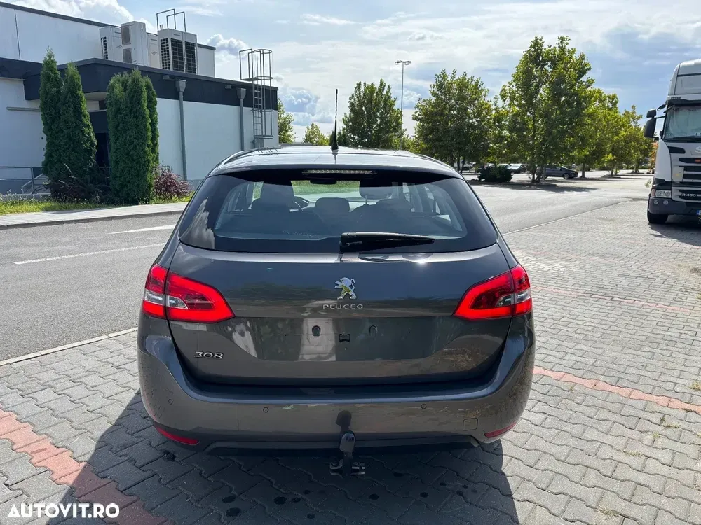 Peugeot 308 II PureTech 110 Stop & Start Active Pack — imagine 4