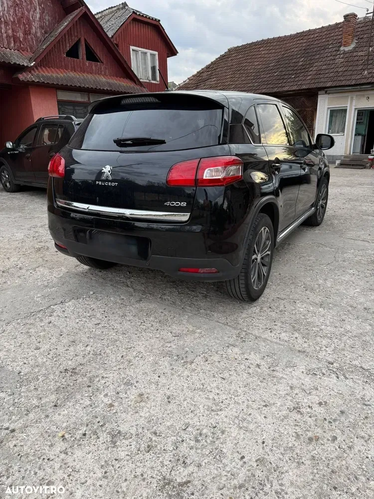Peugeot 4008 1.6 HDI FAP STT Allure — imagine 6