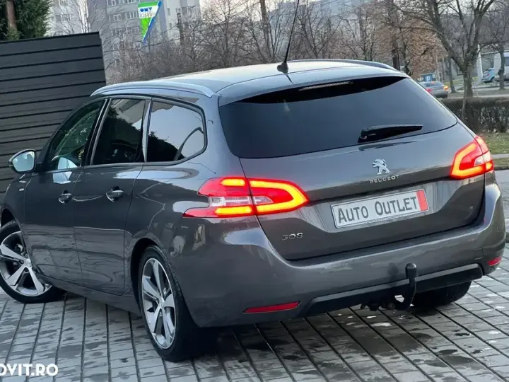 Peugeot 308 1.2 L PureTech Turbo S&S Allure