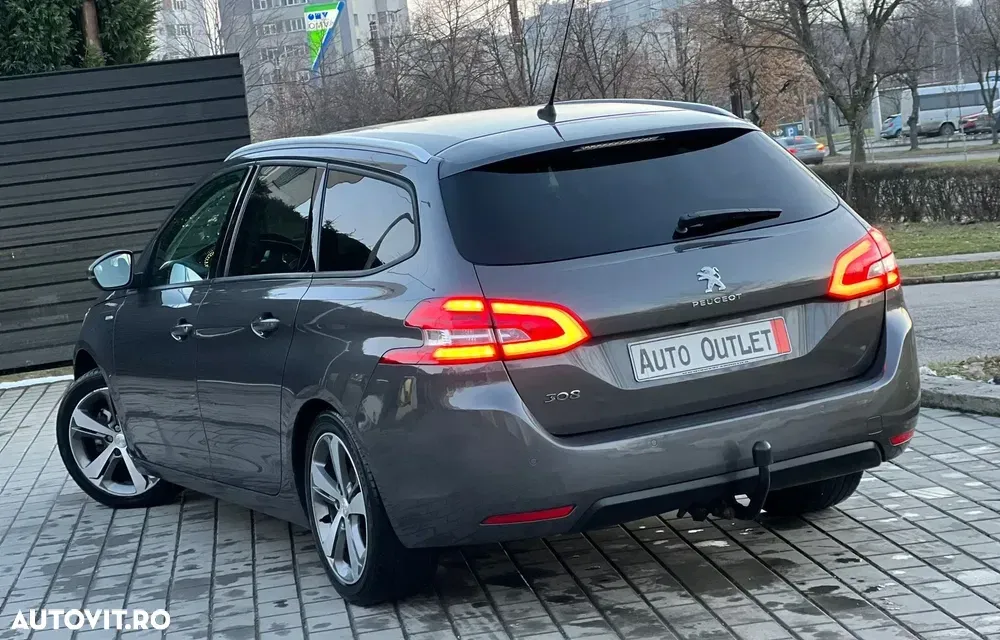 Peugeot 308 1.2 L PureTech Turbo S&S Allure — imagine 3
