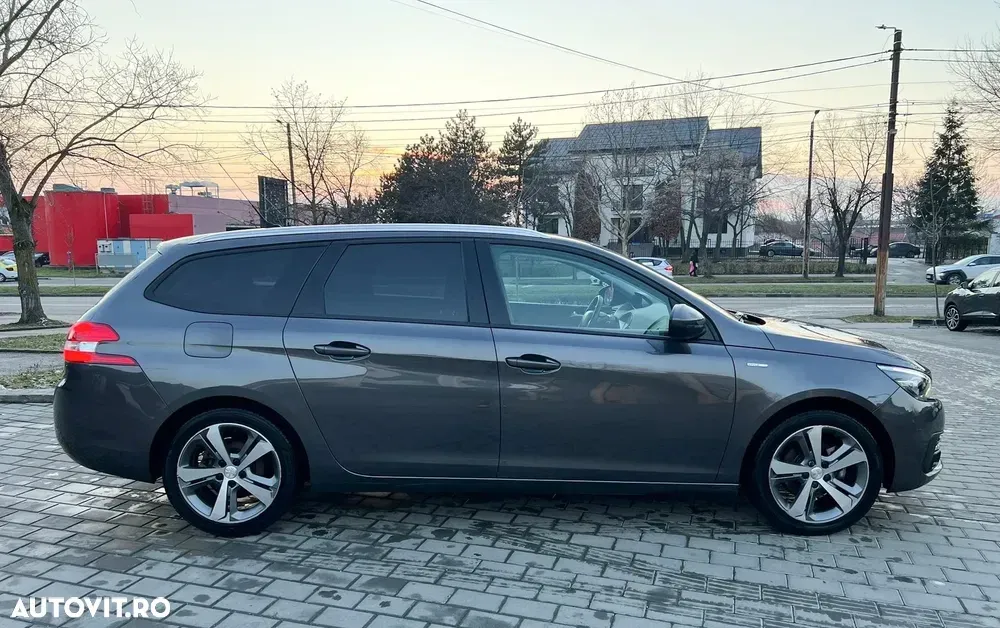 Peugeot 308 1.2 L PureTech Turbo S&S Allure — imagine 5