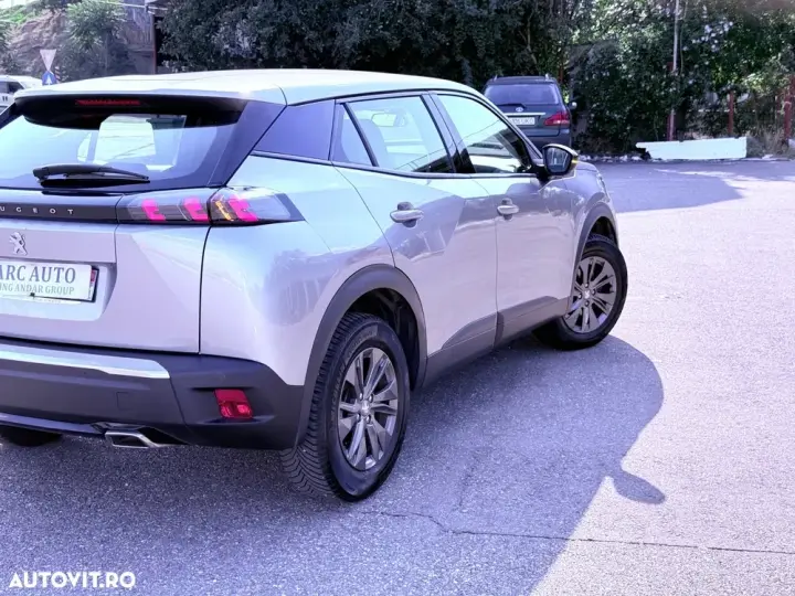 Peugeot 2008 1.2 PureTech EAT8 STT Allure Pack