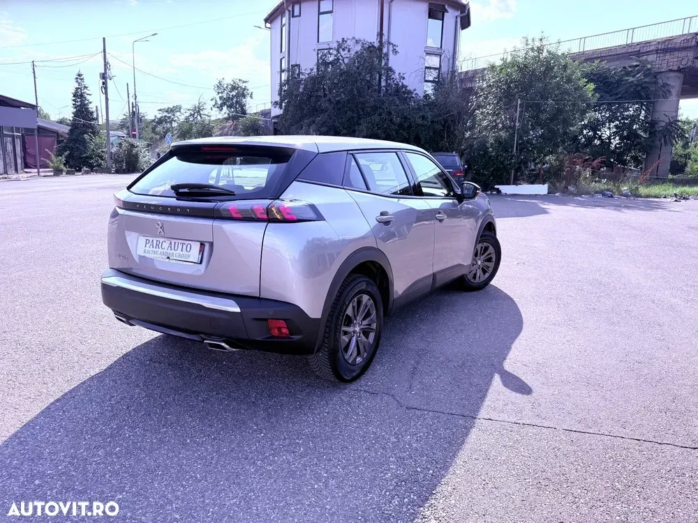 Peugeot 2008 1.2 PureTech EAT8 STT Allure Pack — imagine 6