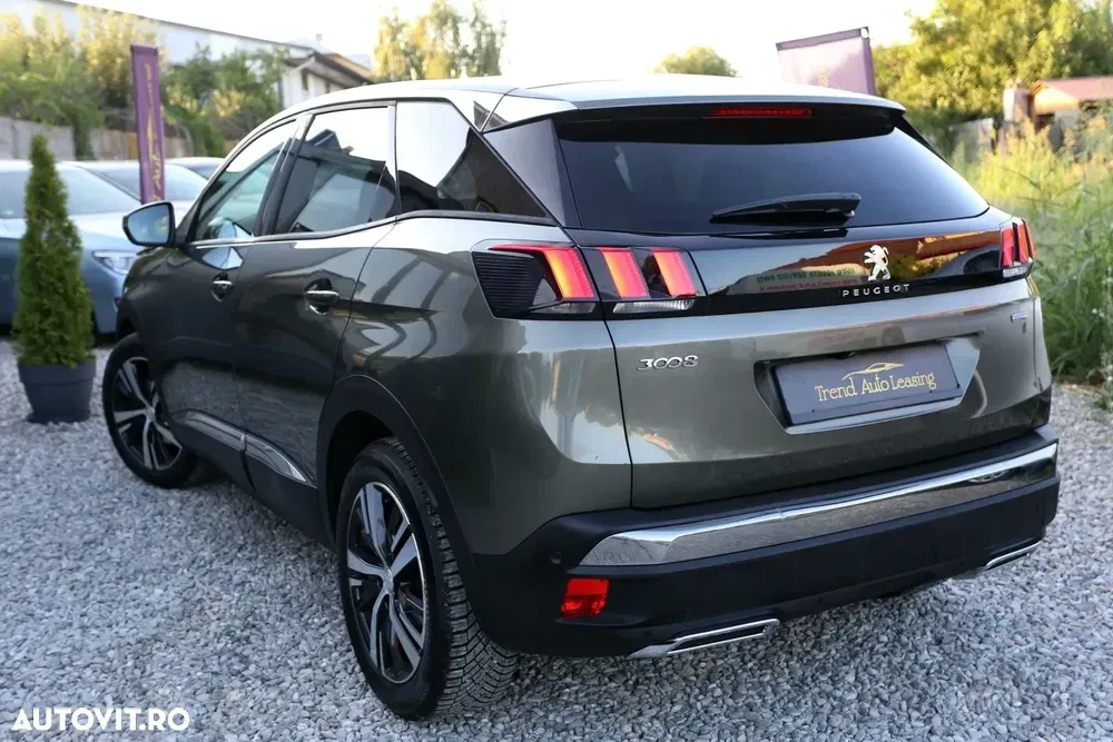 Peugeot 3008 PureTech 130 Stop & Start GPF EAT8 Allure — imagine 4