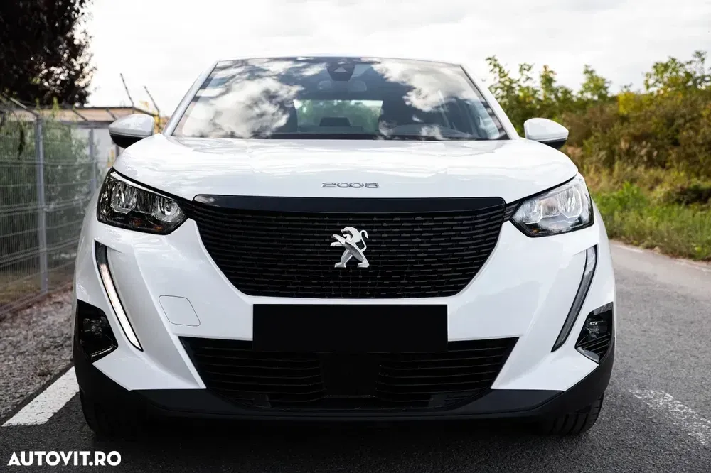 Peugeot 2008 BlueHDi 100 STOP & START Allure — imagine 3
