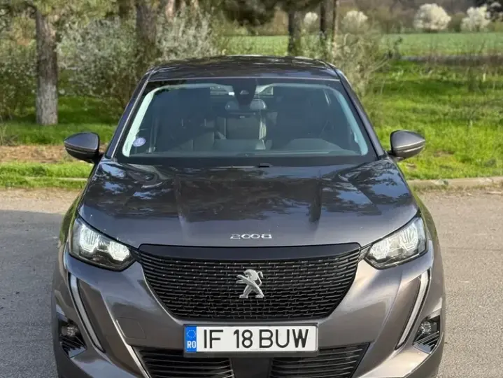Peugeot 2008 II PureTech 130 EAT8 Allure