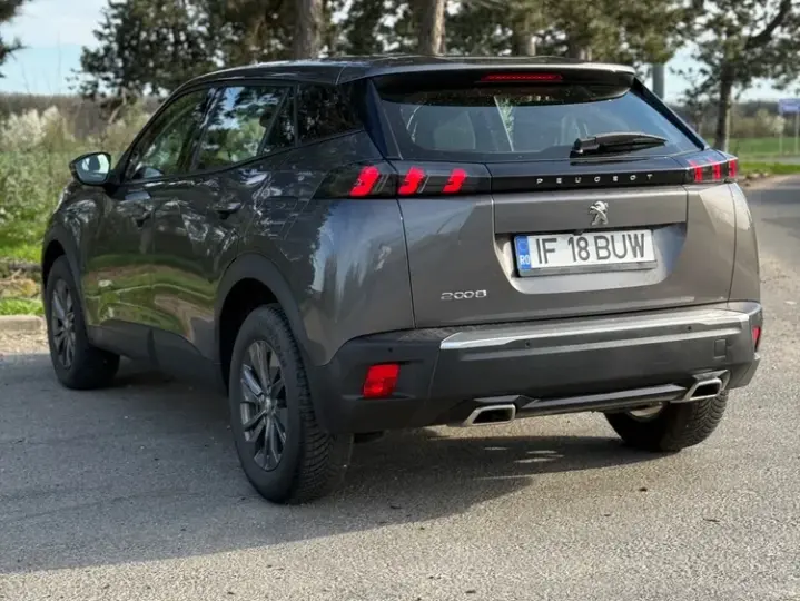 Peugeot 2008 II PureTech 130 EAT8 Allure