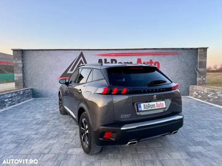 Peugeot 2008 II PureTech 130 EAT8 Allure
