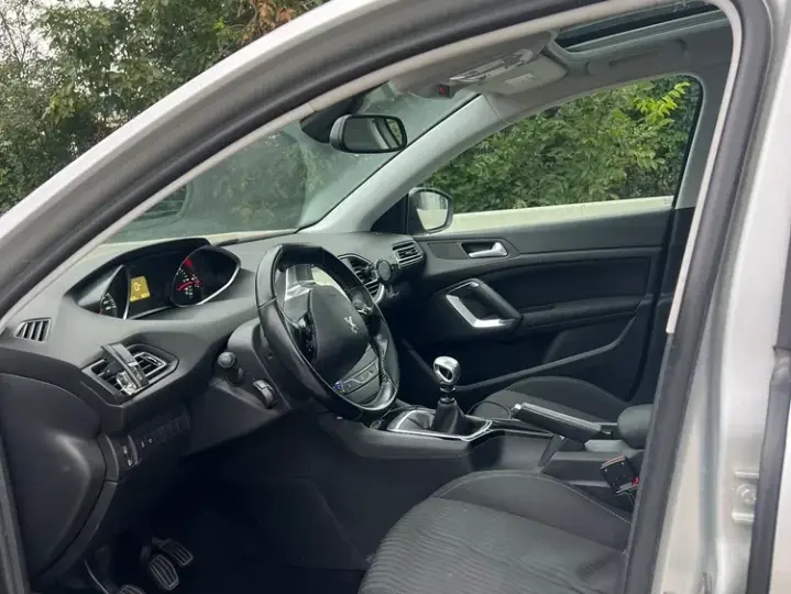 Peugeot 308 II 1.6 BlueHDi FAP STT Active