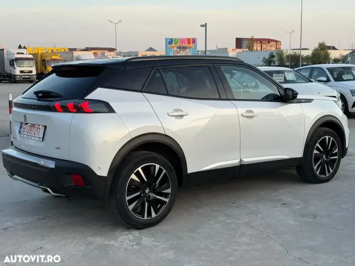 Peugeot 2008 II PureTech 130 EAT8 GT Pack