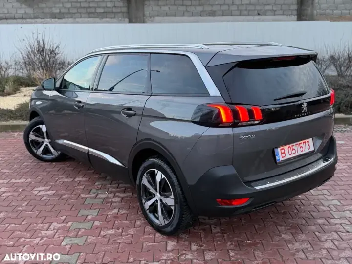 Peugeot 5008 II 1.2 Puretech Turbo s&s EAT8 Allure