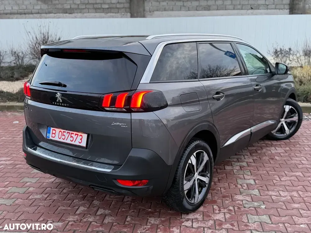 Peugeot 5008 II 1.2 Puretech Turbo s&s EAT8 Allure — imagine 4